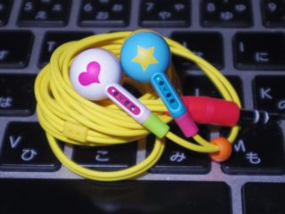 イヤホン